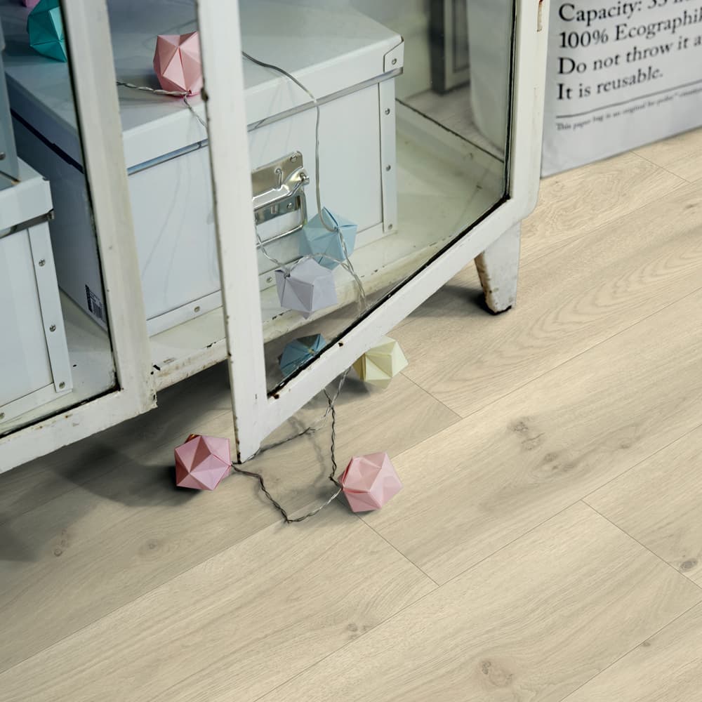 Плитка ПВХ Pergo Classic Plank Premium Click V2107-40017 Дуб современный серый (2,105)