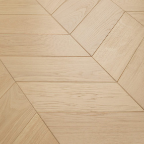 Паркет Елка Французская Lab Arte Chevron Дуб Натур 2006 лак 400/328х125х14/3/60° в интерьере