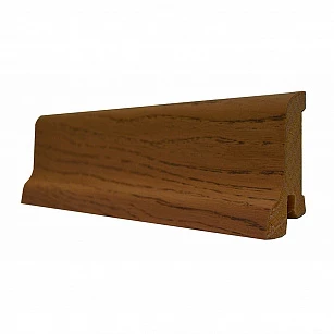 Плинтус шпонированный PolarWood Ясень Коричневый/Ash Brown 22х60х2500 в интерьере