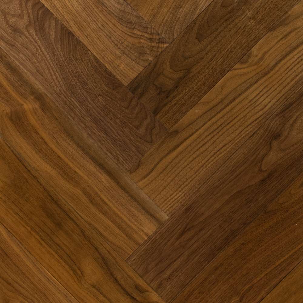Инженерная доска Missouri Орех Американский Венгерская елка селект лак 600*120*16 (0,5568м.кв)